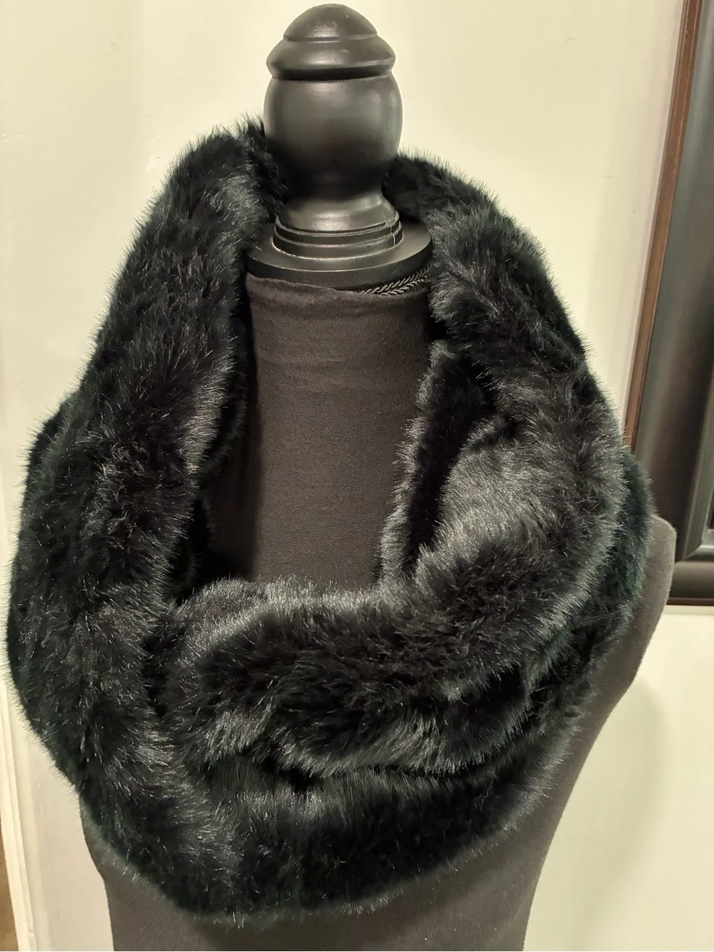 Plush Faux Fur Infinity Scarf - Black